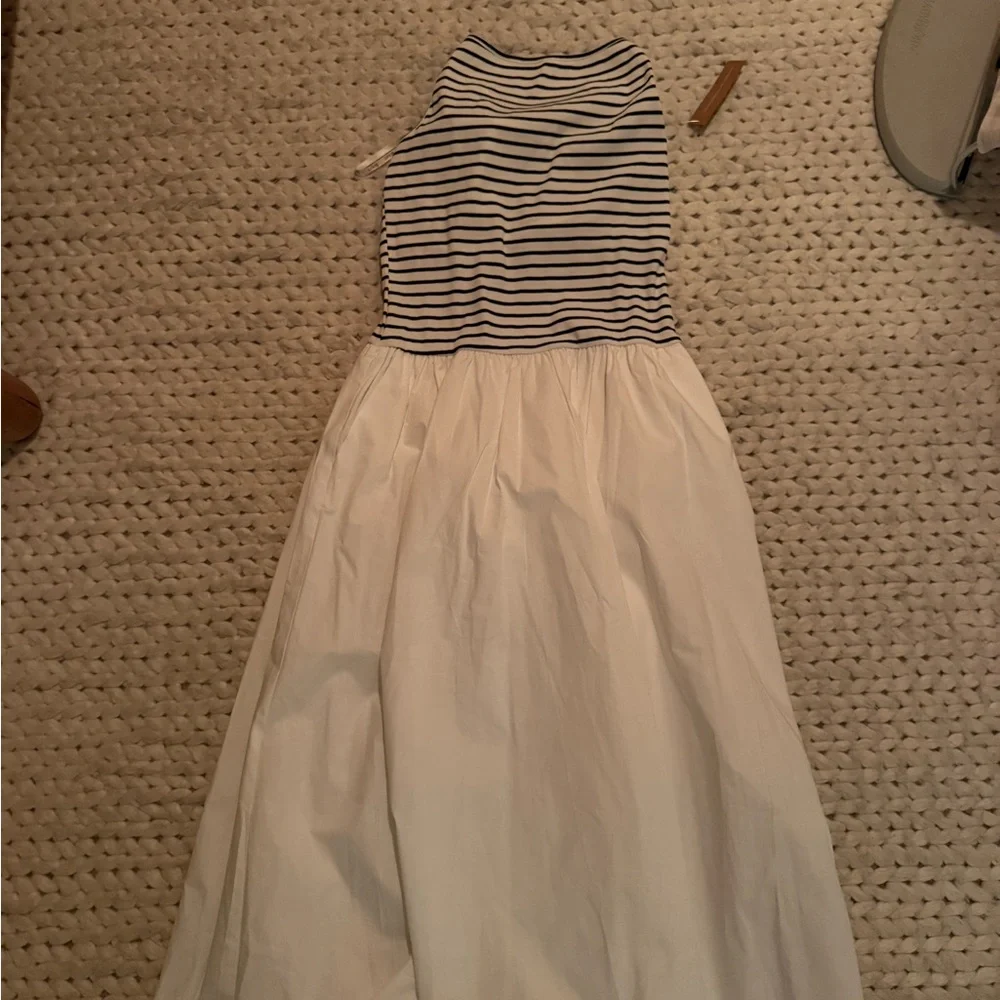 Striped Blue and White Dress - Picture 3 of 3